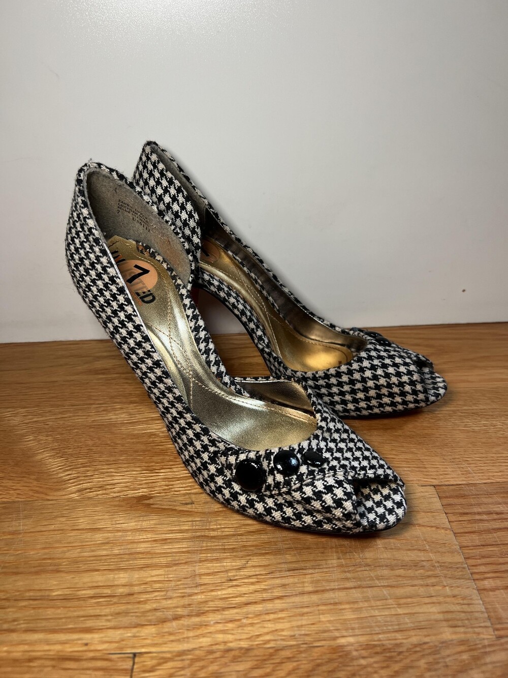 Kenneth Cole Houndstooth Peep Toe Pumps Shoes Womens 7 Black White Leather Sole
